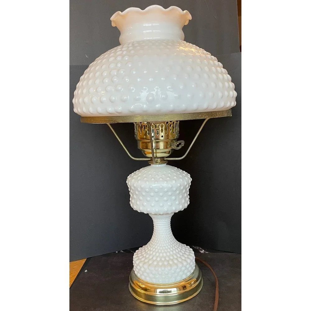Fenton Style Hobnail Milk Glass Table Lamp White Excellent Vintage Must Rewire - Picture 6 of 16